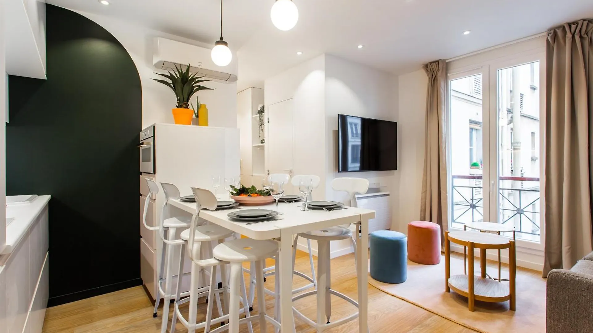 Stunning Apartment - 2Br-6P - Paris Center